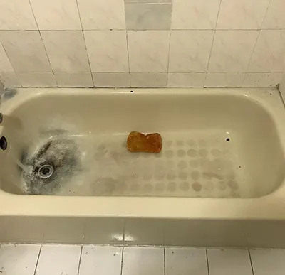 dull bathtub